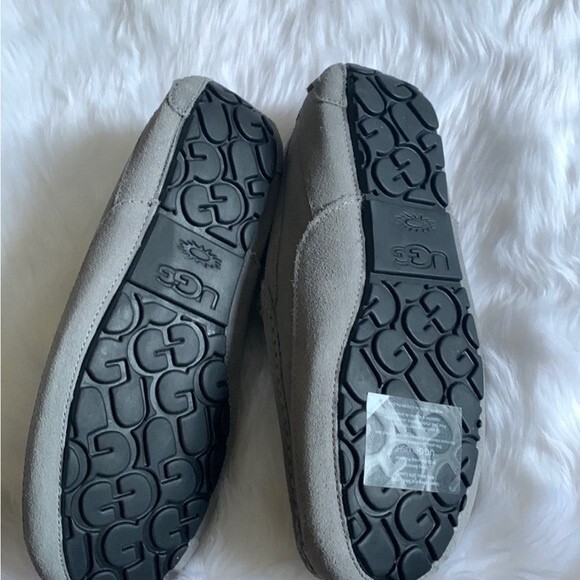 Ugg slippers - Picture 6 of 9